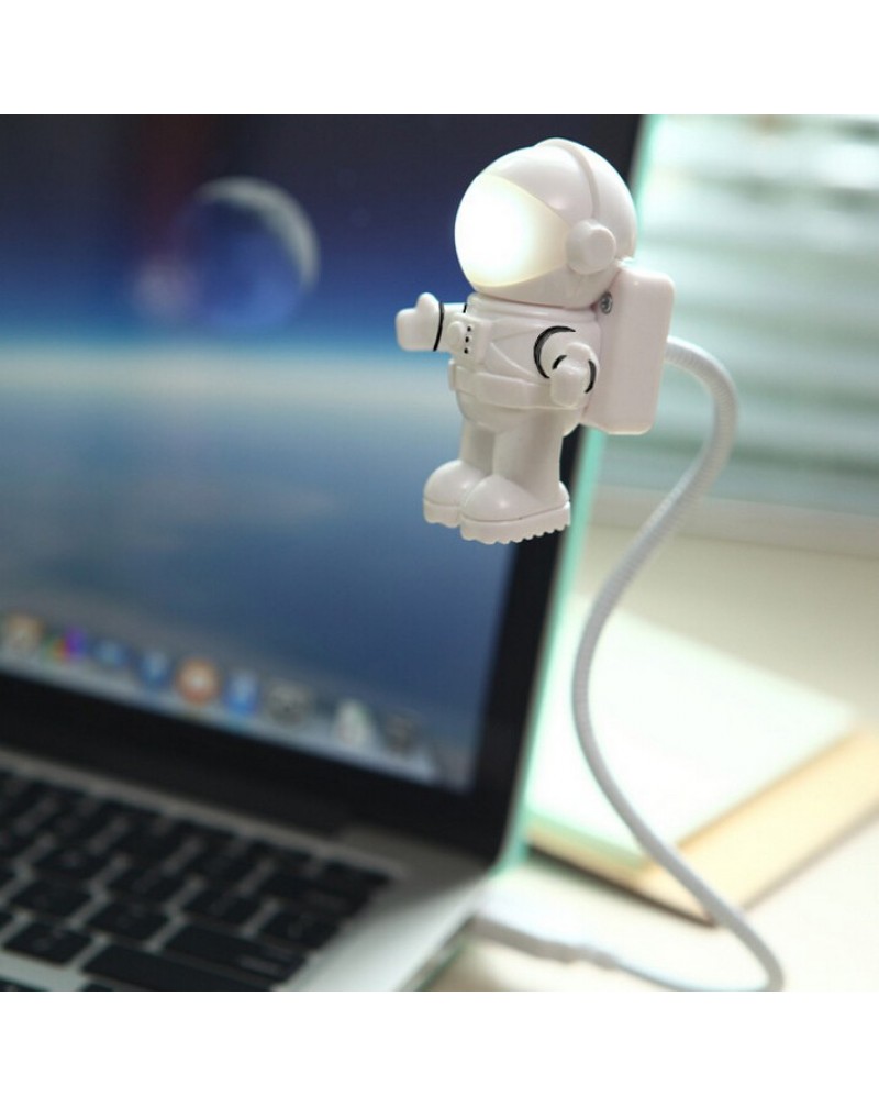 NEW Creative Gift Novelty Gadget Spaceman Astronaut USB Power Saving LED Night Light Lamp with switch for Computer Reading